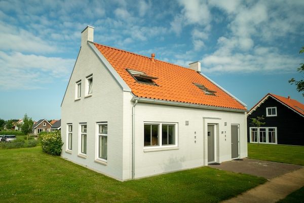 Buitenkant - Vakantiehuis in Zeeland bij Noordzeestrand in Nieuwvliet (1)