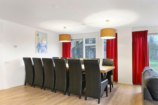 Woonkamer - Vakantiehuis in Midlaren, sauna in Midlaren (3)