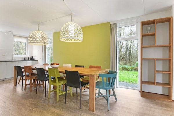 Keuken - Huis met sauna op een borijk vakantiepark in Midlaren (4)