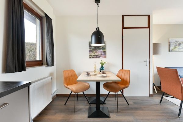 Eetkamer - Vakantiehuis in de buurt van Vijlen in Vijlen (3)