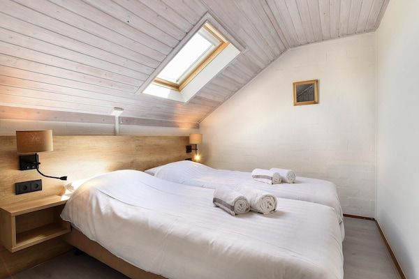 Slaapkamer - Ruim vakantiehuis in Zuid-Limburg in Vijlen (5)
