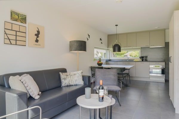 Woonkamer - Rolstoelvriendelijke woning in Reevallis in Vijlen (2)