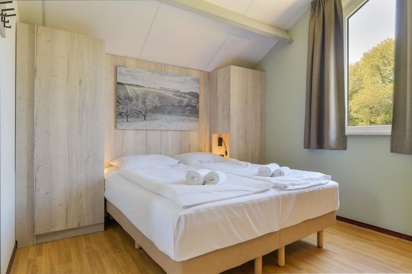 Slaapkamer - Rolstoelvriendelijke woning in Reevallis in Vijlen (4)