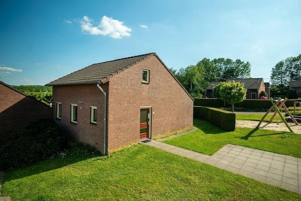 Buitenkant - Vakantiehuis in Reevallis in Vijlen (1)