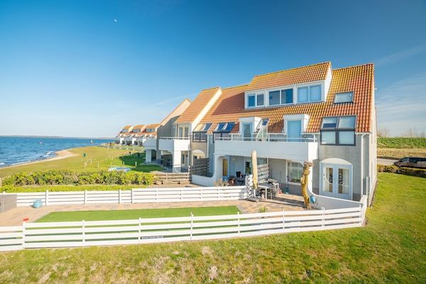 Buitenkant - Appartement in Brouwershaven bij Grevelingenmeer in Brouwershaven (1)