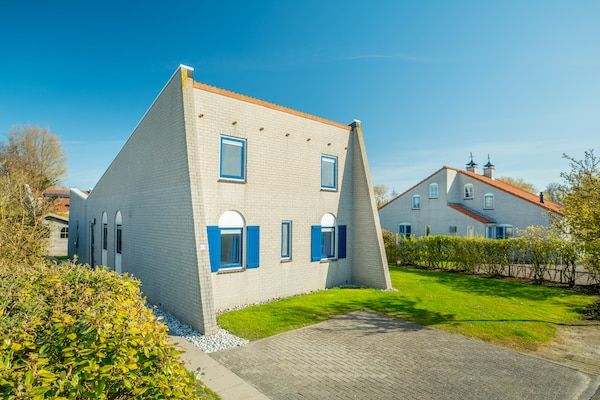 Buitenkant - Vakantiehuis bij Grevelingenmeer Brouwershaven in Brouwershaven (1)