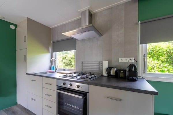 Keuken - Chalet in Stegeren bij heidevelden in Stegeren (3)