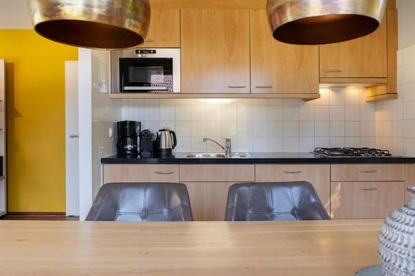 Keuken - Huis in Brabant met sauna in Diessen-Baarschot (5)