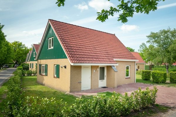Buitenkant - Huis in Brabant met sauna in Diessen-Baarschot (1)