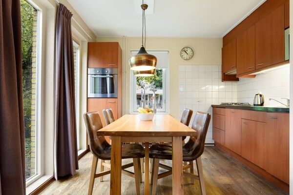 Keuken - Vakantiehuis in Brabant met Hottub & Sauna in Diessen-Baarschot (4)