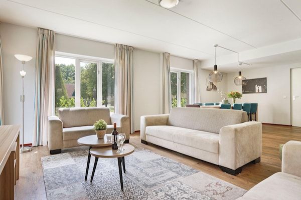 Woonkamer - Appartement in Nederland bij Eindhoven in Diessen-Baarschot (3)