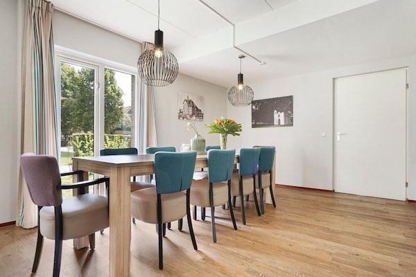 Woonkamer - Appartement in Nederland bij Eindhoven in Diessen-Baarschot (4)