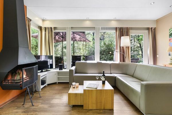 Woonkamer - Ontspan & Kom tot Rust in Putten in Putten (3)
