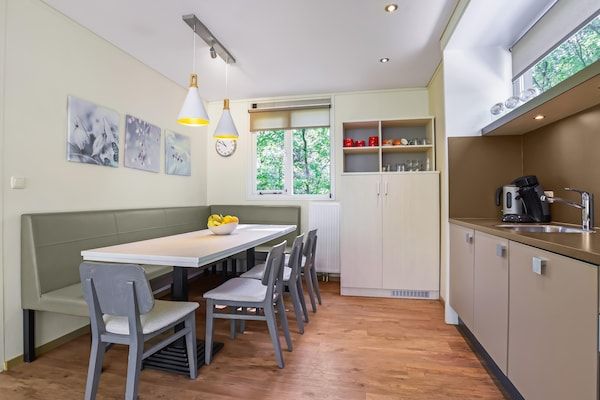 Keuken - Bungalow in Putten bij Veluwe Bossen in Putten (5)