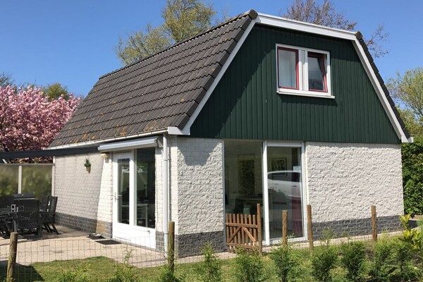 Buitenkant - Petersdorf Comfortabele vakantiewoning in Sint Maartenzee (2)