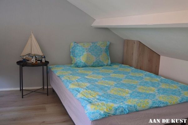 Slaapkamer - Aan de kust Comfortabel vakantiehuis in Egmond aan Zee (3)