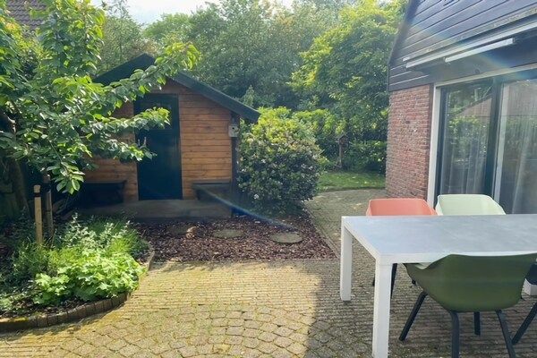 Terras - Familiehuis nabij meer, strand en duinen in Noordwijkerhout (4)