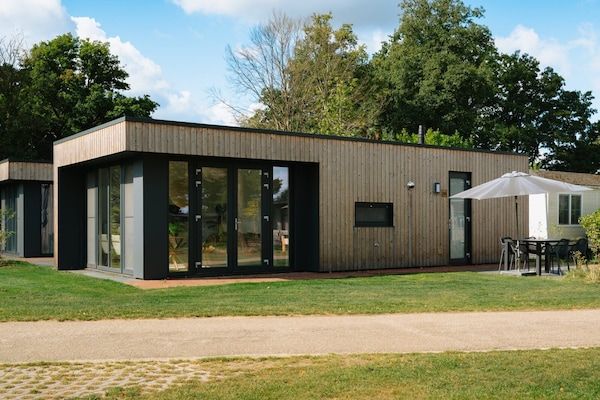Buitenkant - Natuurlodge met eigen tuin in Zuna (1)