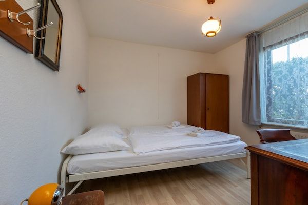 Slaapkamer - Vakantiehuis in Veere bij Historisch Centrum in Veere (3)