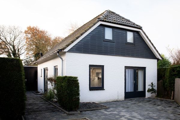Buitenkant - Huijsmansverhuur Type de Luxe Zuiderdiep 17 in Ouddorp (1)
