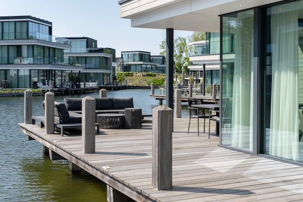 Buitenkant - Watervilla in Zeeland bij Veerse Meer in Arnemuiden (5)