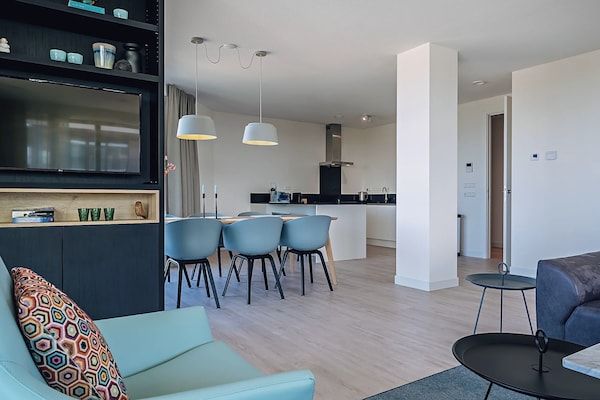 Buitenkant - Gezellig appartement in Breskens met balkon in Breskens (5)