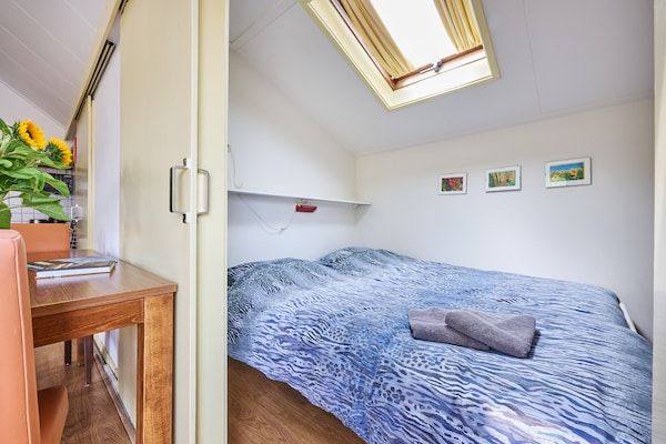 Slaapkamer - Gezellig Vakantiehuis in een heerlijke omgeving. in De Kiel (4)