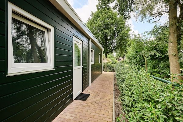 Buitenkant - Verblijf bij deze prachtige accommodatie in De Kiel in De Kiel (1)