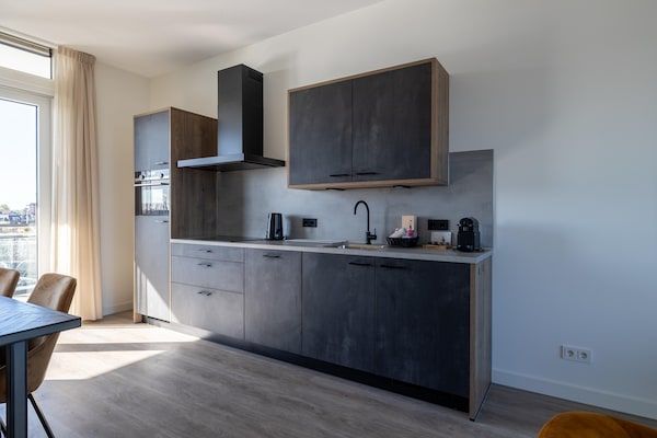 Keuken - Ontsnapping aan zee, Sint-Annaland in Sint-Annaland (4)