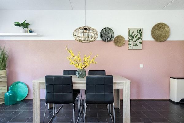 Eetkamer - Previnaireweg 34, 4-persoons vakantiehuis in Julianadorp aan Zee (5)