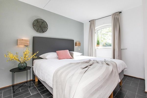 Slaapkamer - Previnaireweg 34, 4-persoons vakantiehuis in Julianadorp aan Zee (3)