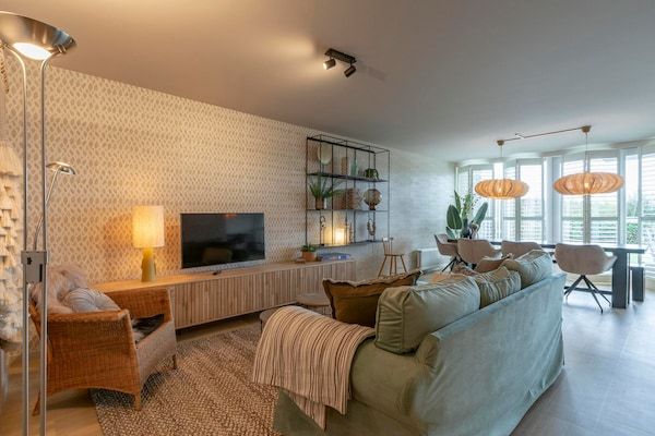 Woonkamer - Appartement in Groote Keeten bij Strand in Groote Keeten (2)