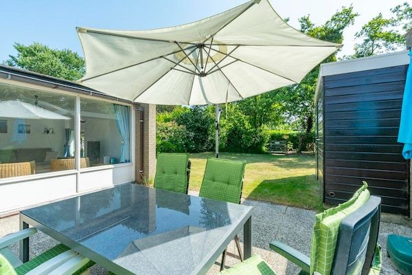 Terras - Duinland 190, bungalow voor 5 personen met tuin in Sint Maartenszee (1)