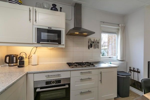 Keuken - Duinland 55 bungalow in Sint Maartenszee in Sint Maartenszee (3)