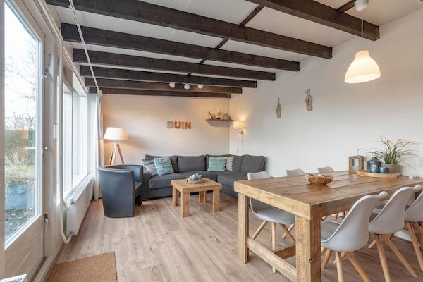Woonkamer - Duinland 245 bungalow voor 6 personen vlakbij zee in Sint Maartenszee (2)