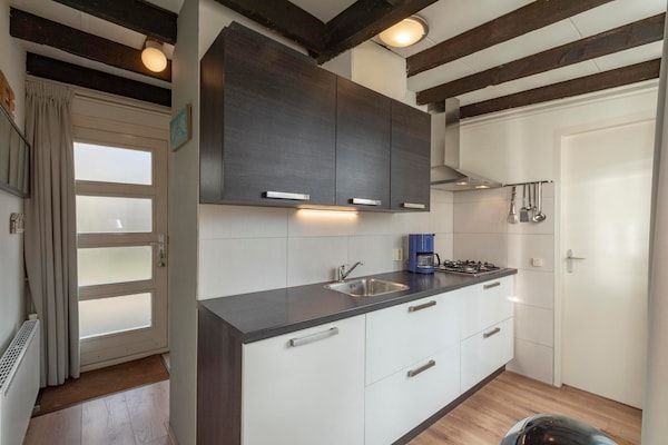 Keuken - Duinland 245 bungalow voor 6 personen vlakbij zee in Sint Maartenszee (3)