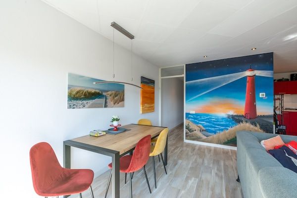 Eetkamer - Strandslag 103 appartement op de begane grond in Julianadorp aan Zee (2)