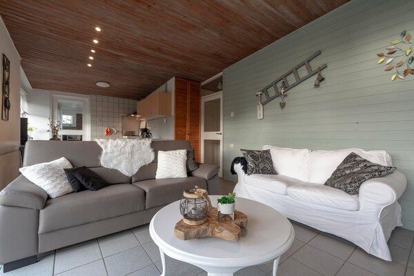Woonkamer - Duinland 89 huis vlakbij het strand in Sint Maartenszee (2)