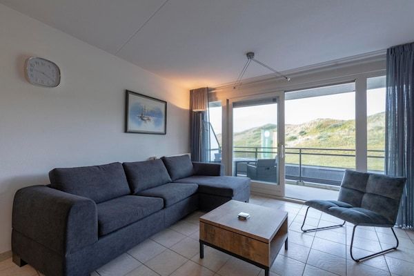 Woonkamer - Appartement in Callantsoog bij Strand in Callantsoog (1)