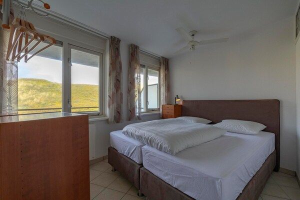 Slaapkamer - Appartement in Callantsoog bij Strand in Callantsoog (3)