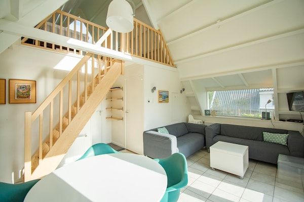 Woonkamer - Vakantiehuis Groote Keeten bij Strand in Callantsoog (2)