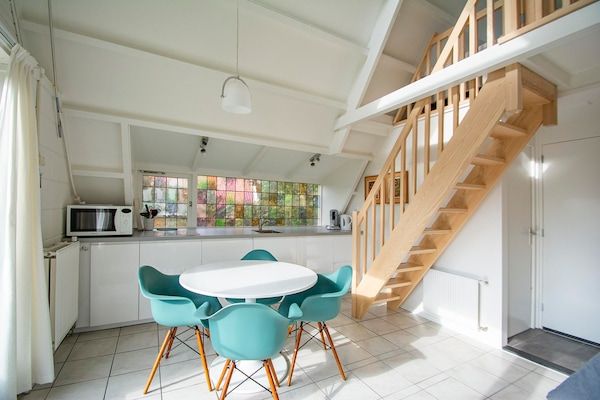 Eetkamer - Vakantiehuis Groote Keeten bij Strand in Callantsoog (3)