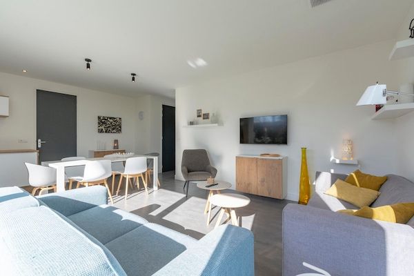 Woonkamer - Moderne kustontsnapping in Sint Maartensvlotbrug (3)