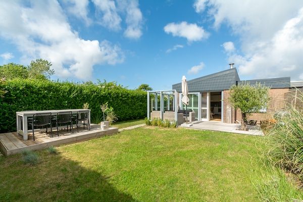 Tuin - Bungalow in Callantsoog bij het Strand in Callantsoog (1)