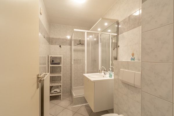 Badkamer - Appartement in Julianadorp aan Zee in Julianadorp aan Zee (4)
