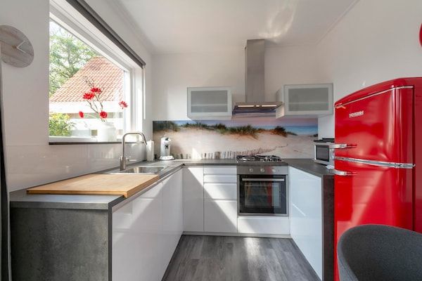 Keuken - Stuijvezandeweg 7Z nabij centrum Calantsoog in Callantsoog (3)