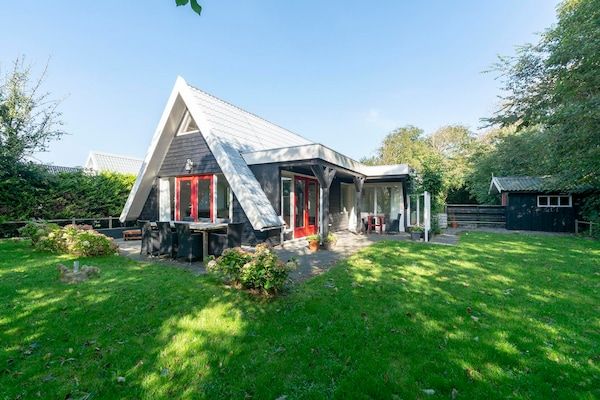 Buitenkant - Sandepark 151 villa voor 8 personen met grote tuin in Callantsoog (1)