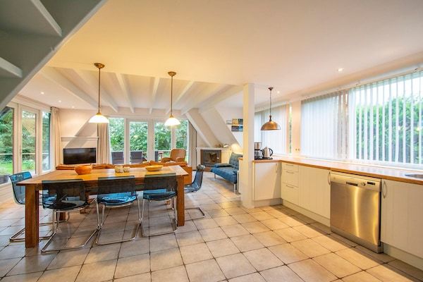 Eetkamer - Sandepark 151 villa voor 8 personen met grote tuin in Callantsoog (3)