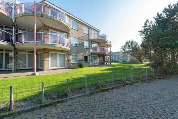 Buitenkant - Appartement in Julianadorp bij het Strand in Julianadorp aan Zee (1)