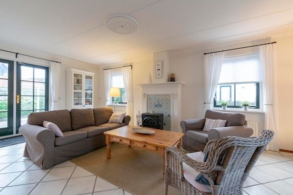 Woonkamer - De Buitenplaats 62 in Callantsoog voor 6 personen in Callantsoog (2)
